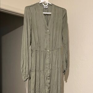 Anthropologie Current Air Winter Sage Green Long Sleeve button down XS